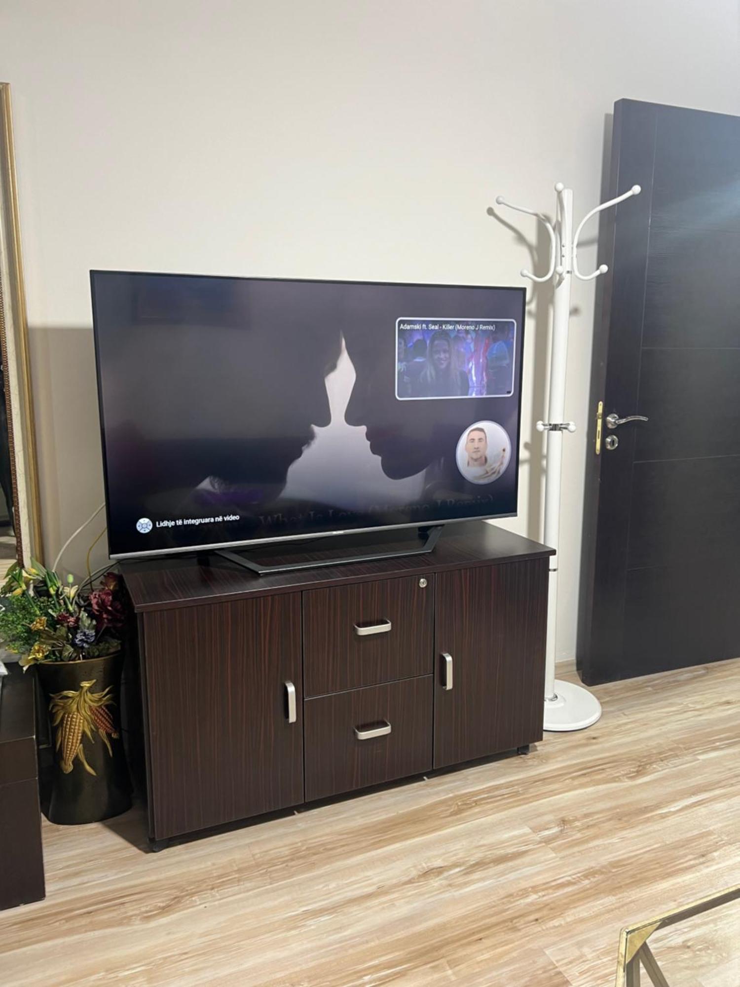 Ergi'S Studio Apartment Tiranë Ngoại thất bức ảnh